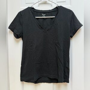 Set of 2 Madewell V-neck T-shirts